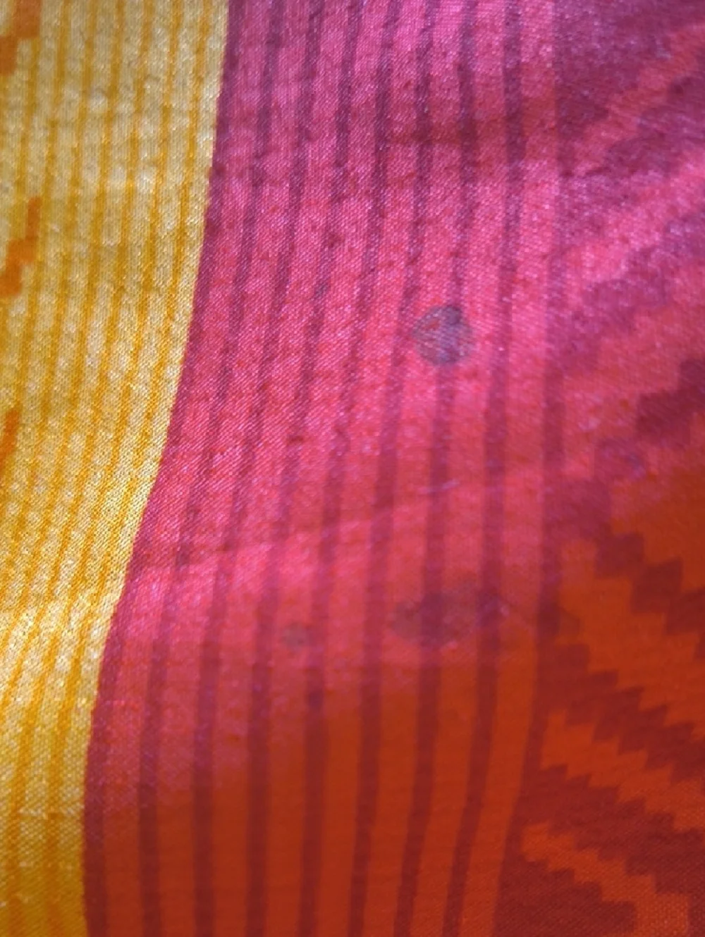 VINTAGE Silk Sari Reversible Wrap Skirt - Red & Orange - Darn Good Yarn - Picture 6 of 17